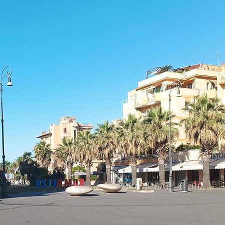 Apartmán Attico Con Terrazza In Via Dei Traghetti Lido di Ostia Exteriér fotografie